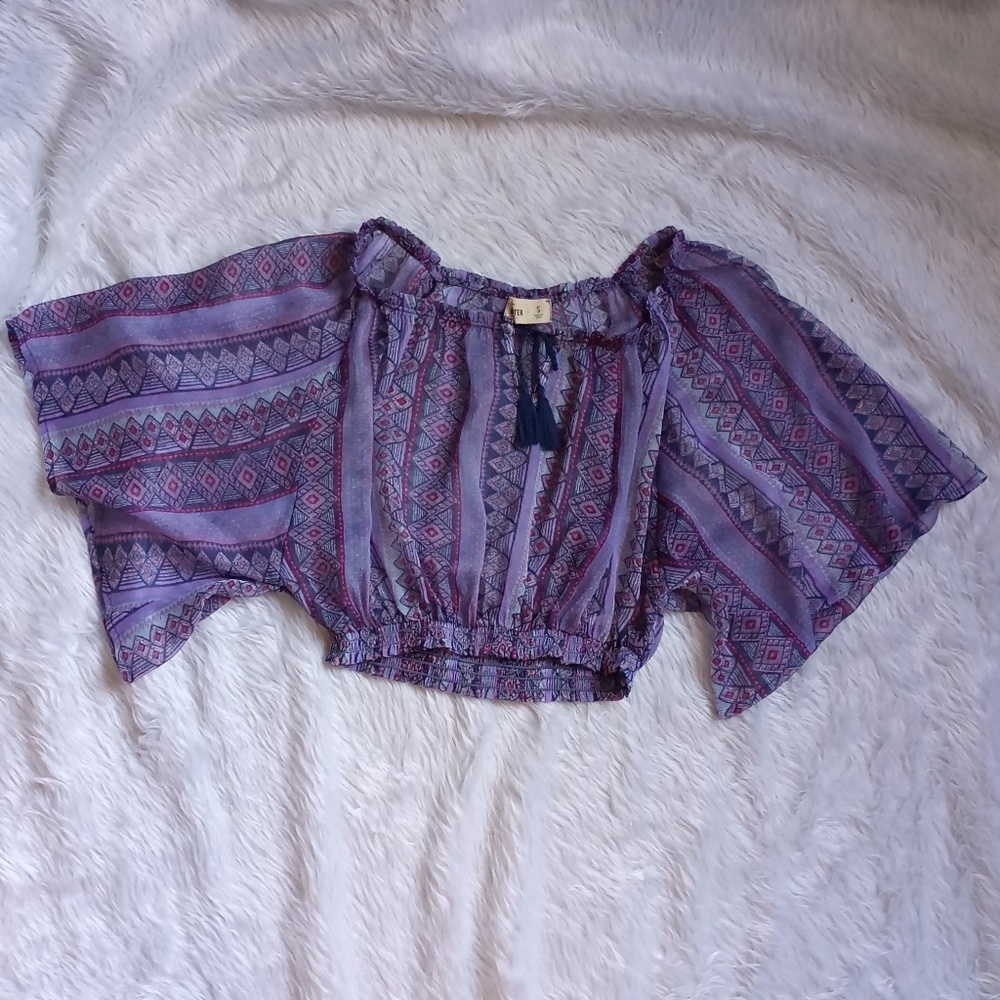 Hollister Peasant Crop Top